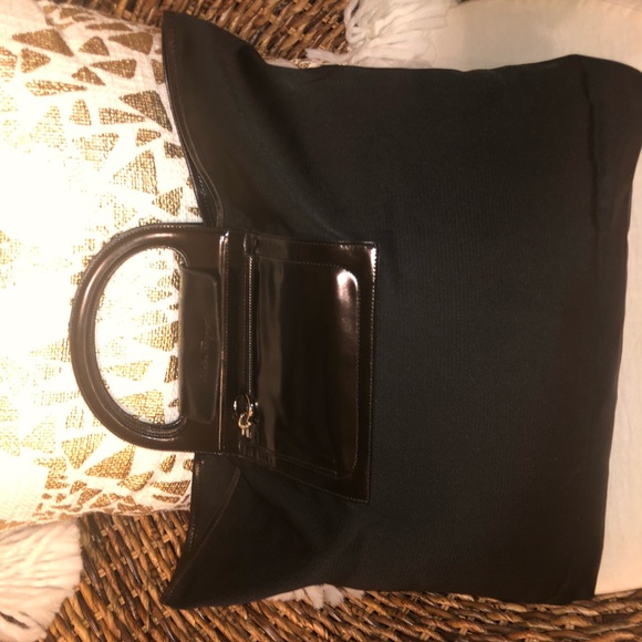Authentic mech Ferragamo bag - Picture 2 of 8